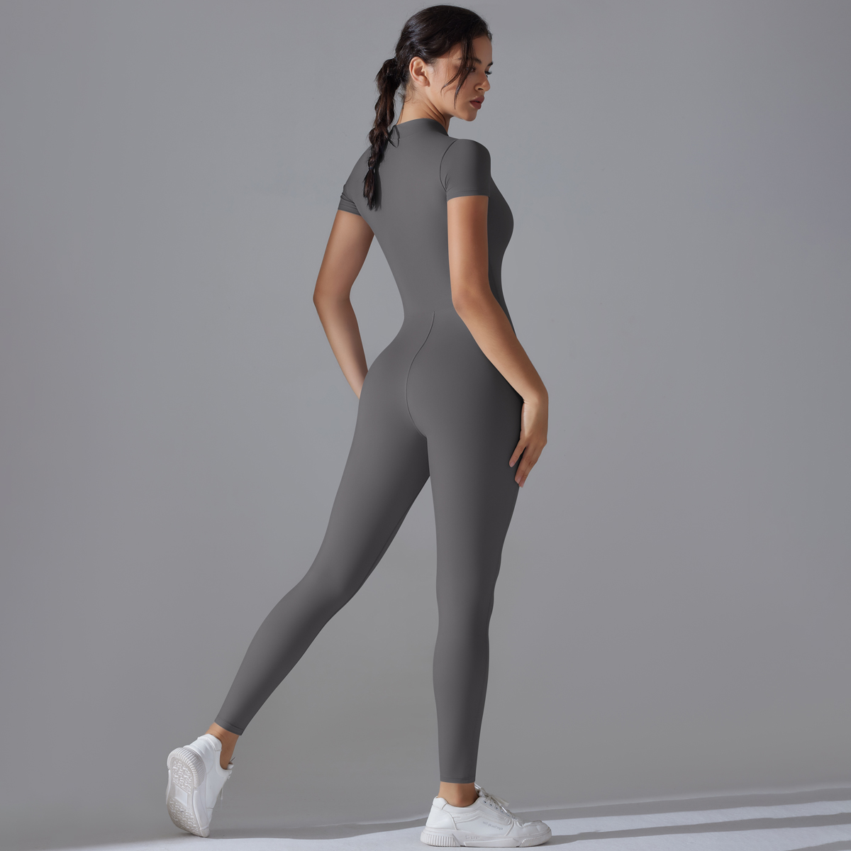 طقم يوجا بدلة قفز نسائية قطعة  - مراجعة Yoga Fitness Kleidung وسعره