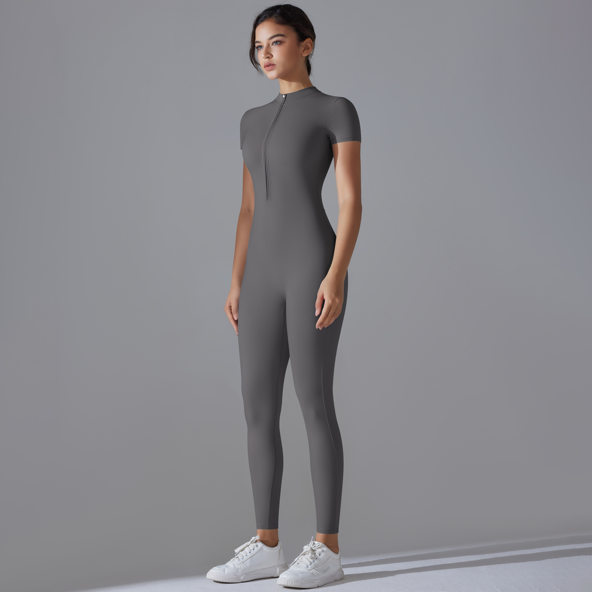 طقم يوجا بدلة قفز نسائية قطعة  - مراجعة Yoga Fitness Kleidung وسعره